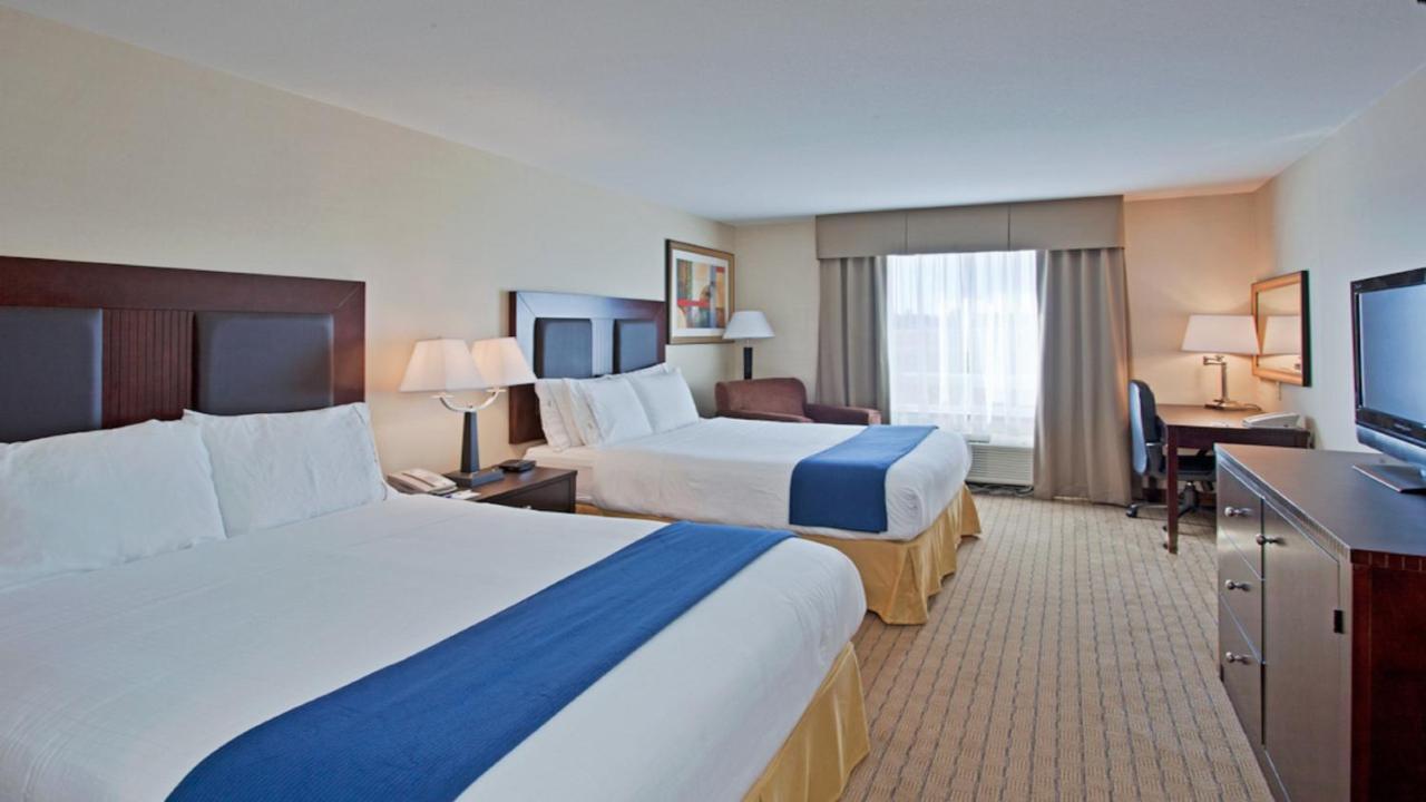 Holiday Inn Express Hotel & Suites Swift Current By Ihg Экстерьер фото